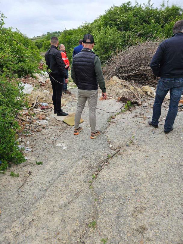 Minister Petar Dimitrov checked on recommendations of MOEW for illegal landfills in Montana region - 4